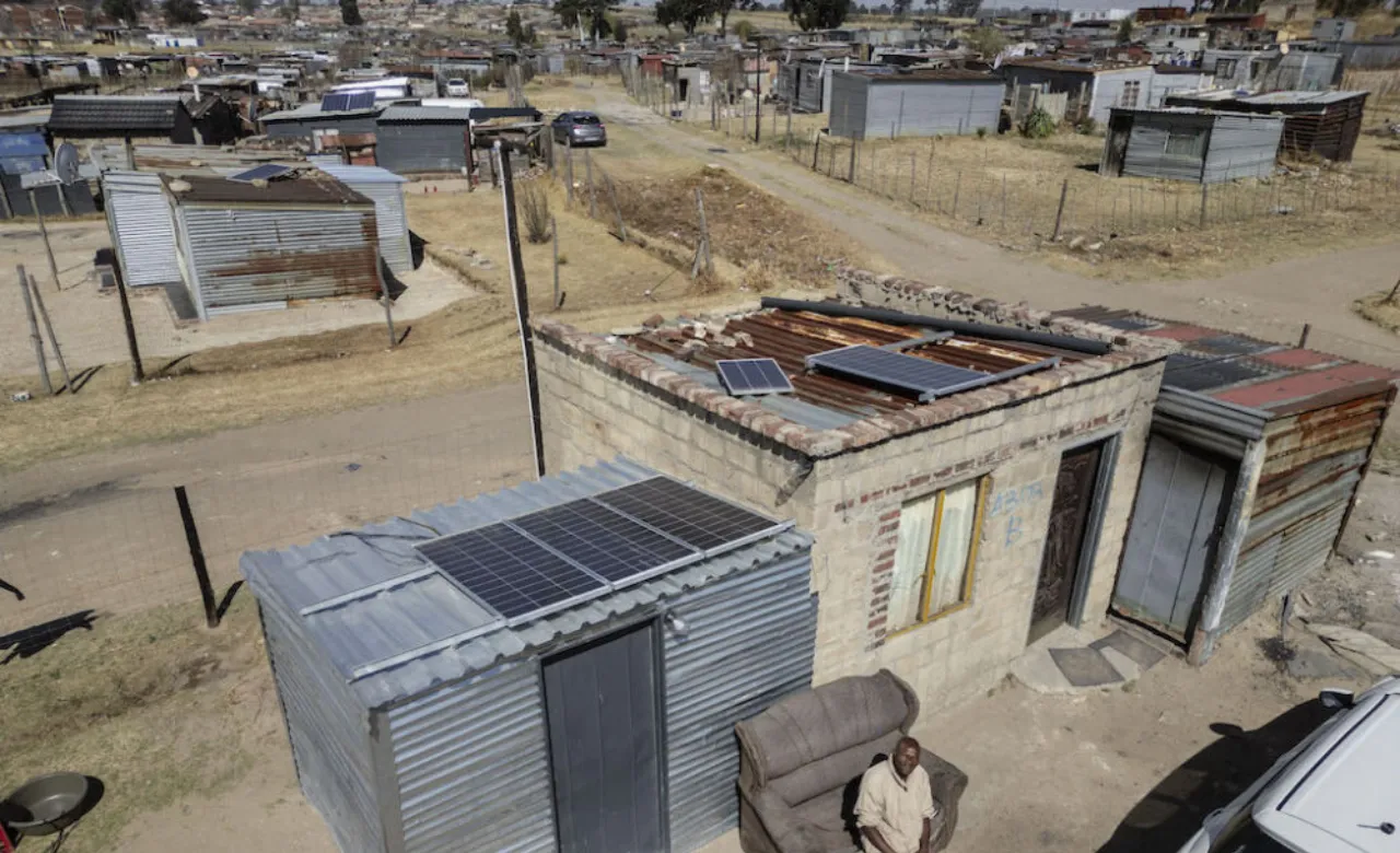 Cape Town Brings Power to 395 Homes in Nomzamo Settlement