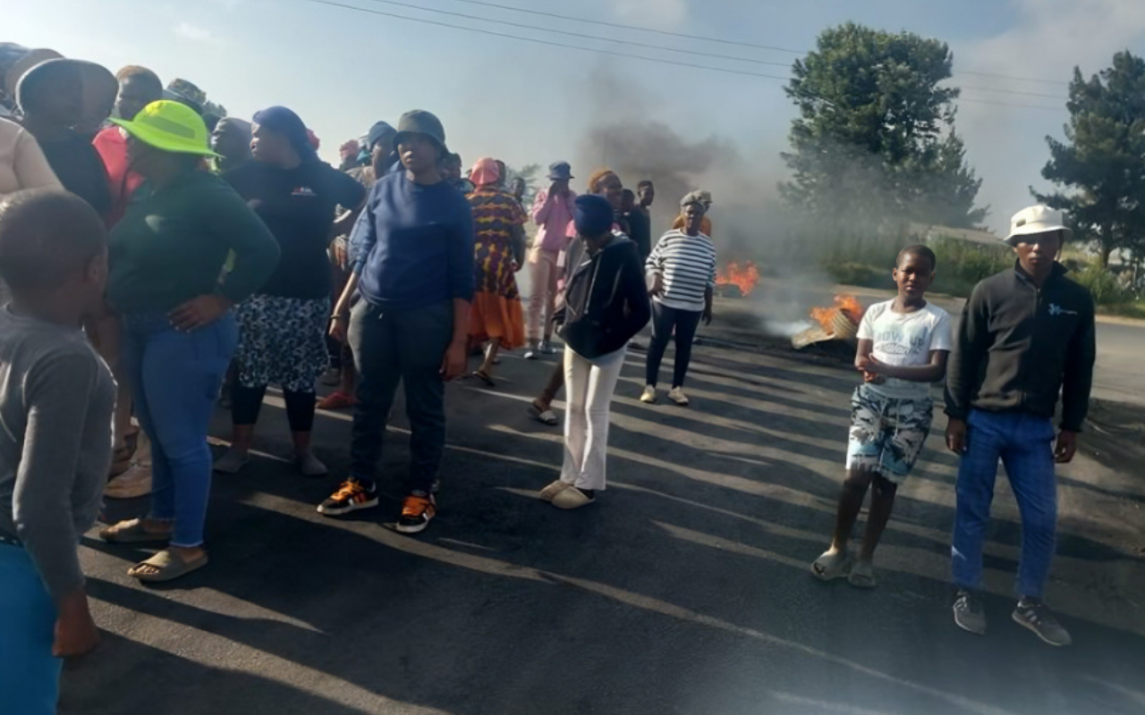 Parents and Students Protest After School Transport System Collapses