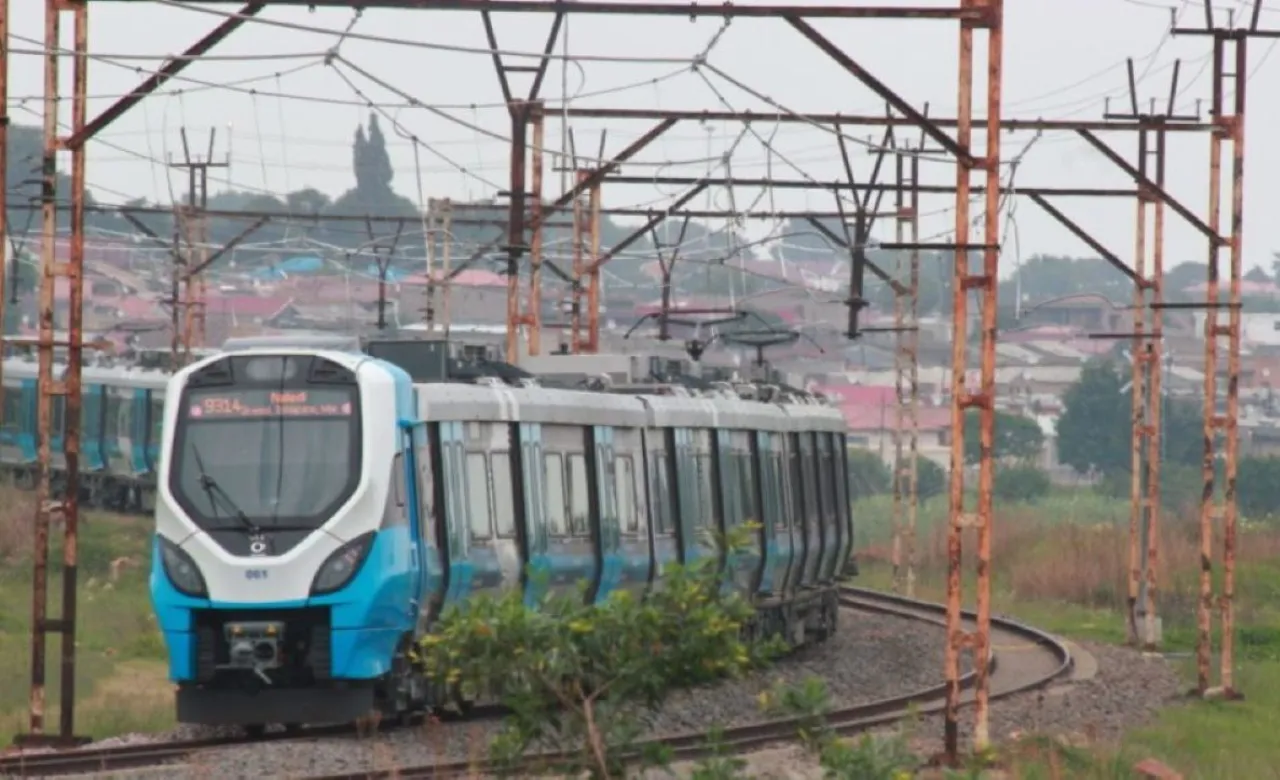 Western Cape Demands Control Over Railway System as National Transport Changes Begin